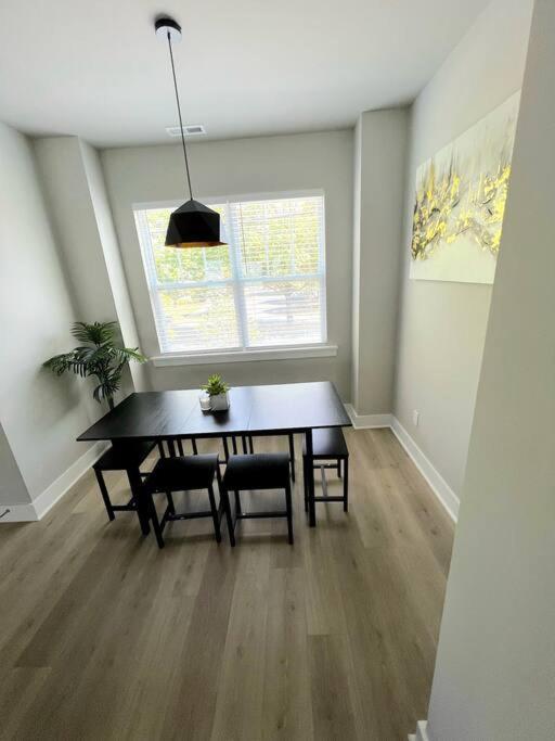 Brand New Build 10 Min- Uptown Villa Charlotte Exteriör bild